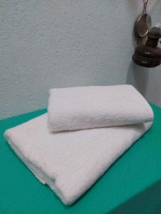 Orta Boy Banyo Havlu Seti Beyaz 2'li | %100 Pamuklu Yumuşak ve Kalın Vücut ve Baş  Havlusu - 2