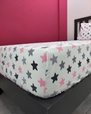 Yıldız Pembe Lastikli Çarşaf Seti Tek Kişilik | Kaymaz, Solmaya Dayanıklı - 3
